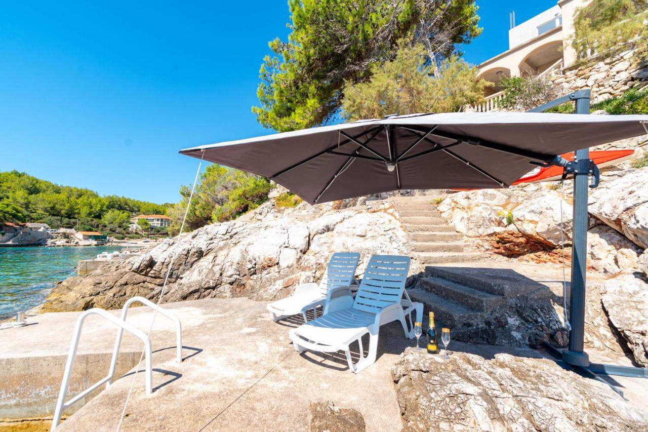 Apartments By The Sea Cove Zaglav, Korcula - 12208 Prizba Exterior photo