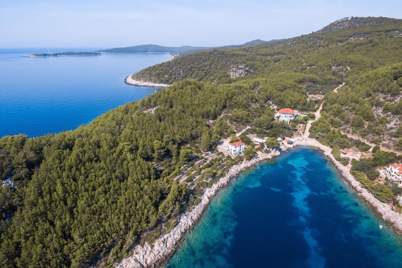 Apartments By The Sea Cove Zaglav, Korcula - 12208 Prizba Exterior photo
