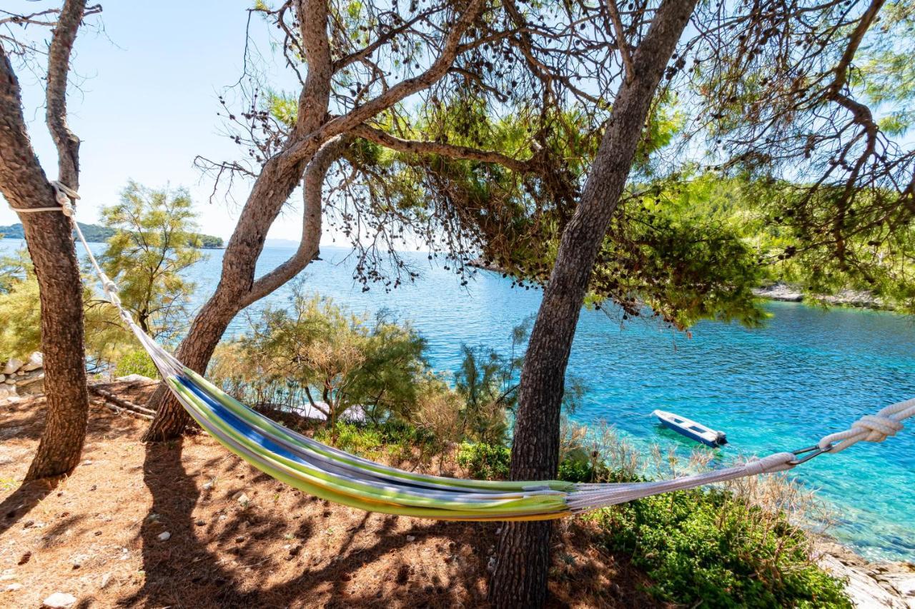 Apartments By The Sea Cove Zaglav, Korcula - 12208 Prizba Exterior photo