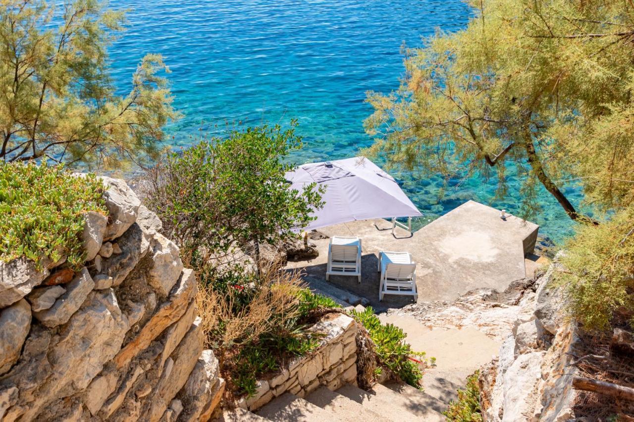 Apartments By The Sea Cove Zaglav, Korcula - 12208 Prizba Exterior photo